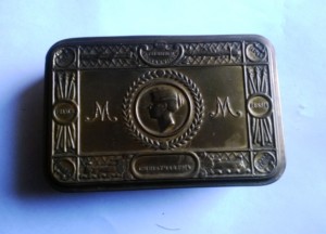 Fred Negus tobacco box